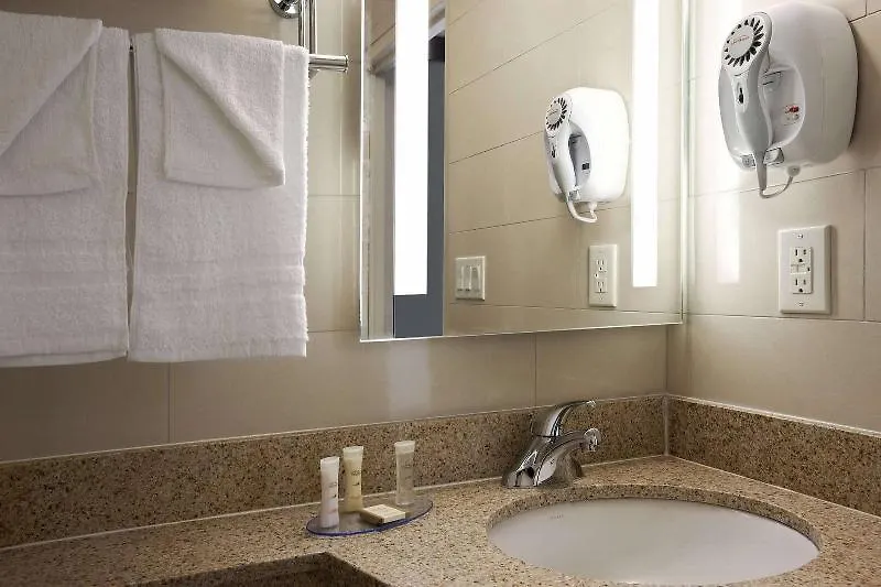 Wingate By Wyndham Jamaica Ny/ Airtrain Jfk Hotel New York
